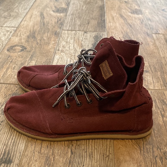 Toms high tops practically new - Picture 2 of 4